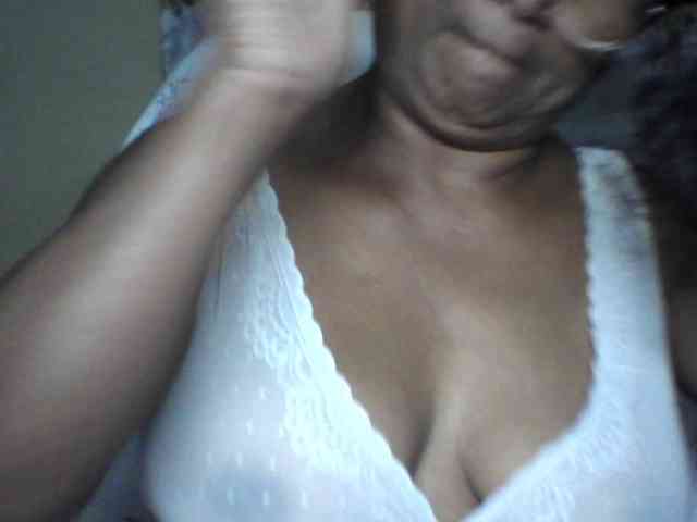 hotmomsexy webcam