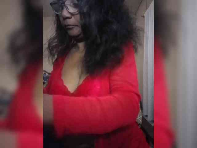 hotmomsexy webcam