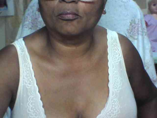 hotmomsexy webcam