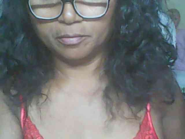 hotmomsexy webcam