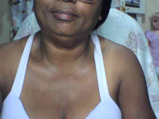 hotmomsexy webcam