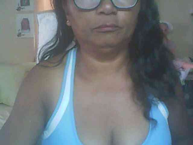 hotmomsexy webcam
