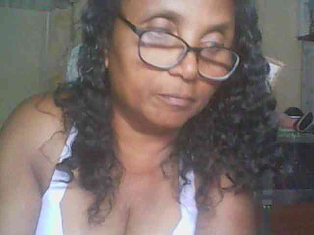 hotmomsexy webcam