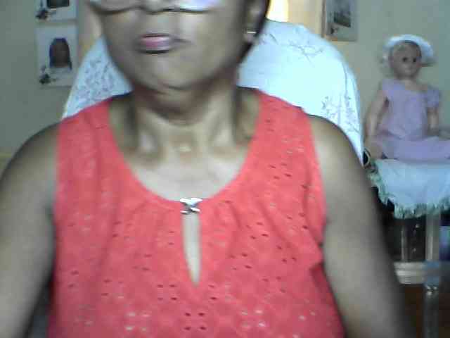 hotmomsexy webcam