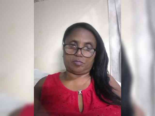 hotmomsexy webcam