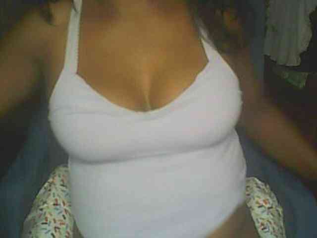Modèle: hotmomsexy
