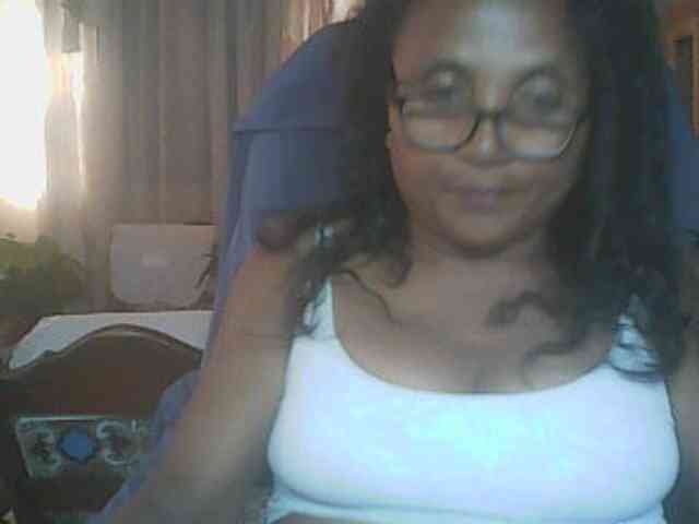 hotmomsexy webcam