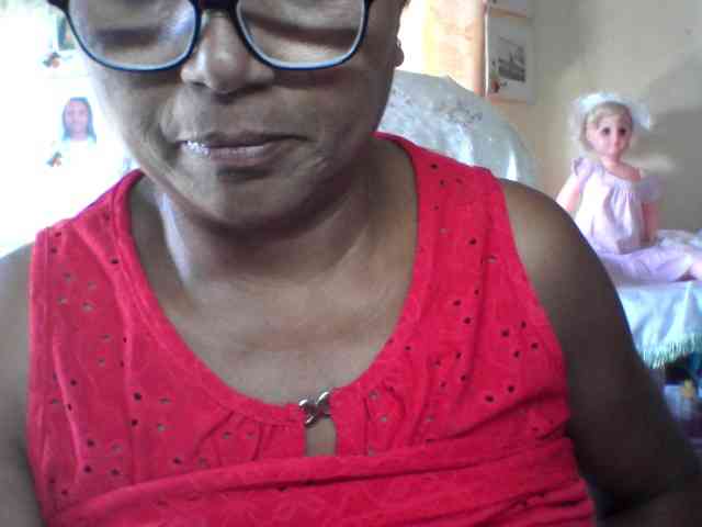 hotmomsexy webcam