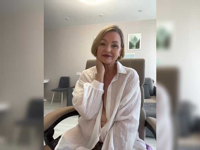 ILUBOVE live cam on BongaCams