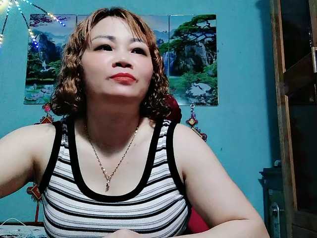 Linhanhsex2k live cam on BongaCams