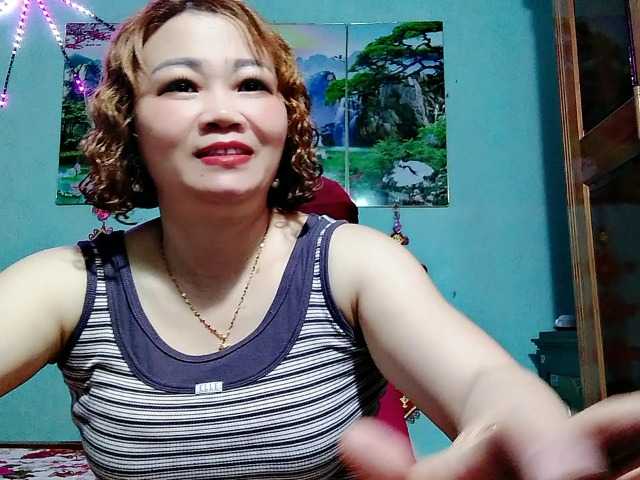 Linhanhsex2k live cam on BongaCams