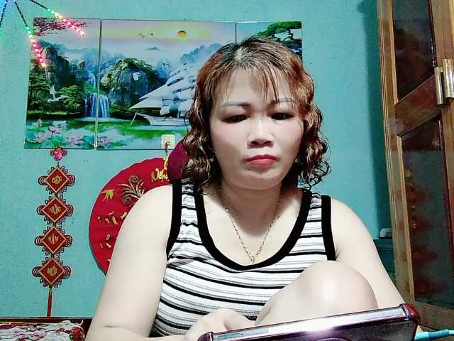 Linhanhsex2k live cam on BongaCams