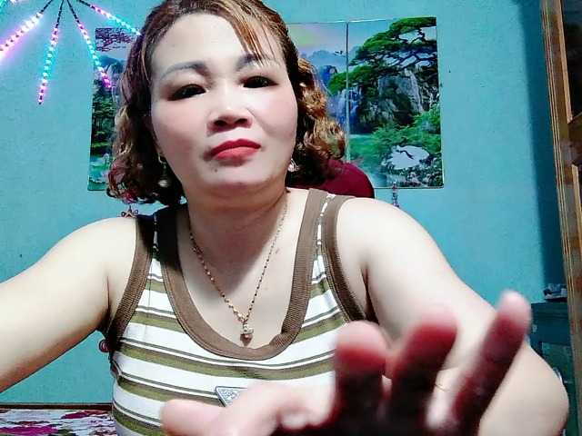 Linhanhsex2k live webcam show