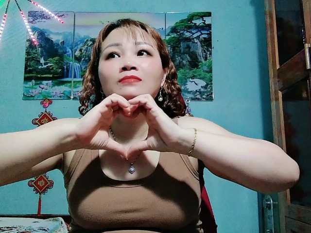 Linhanhsex2k live cam on BongaCams