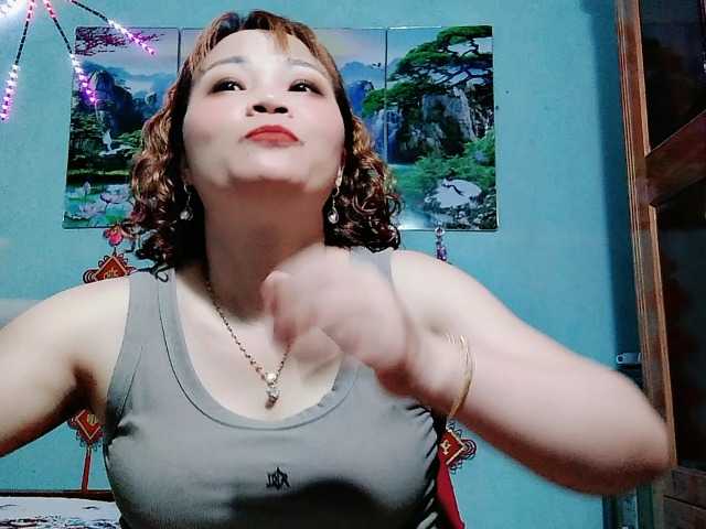Linhanhsex2k live cam on BongaCams