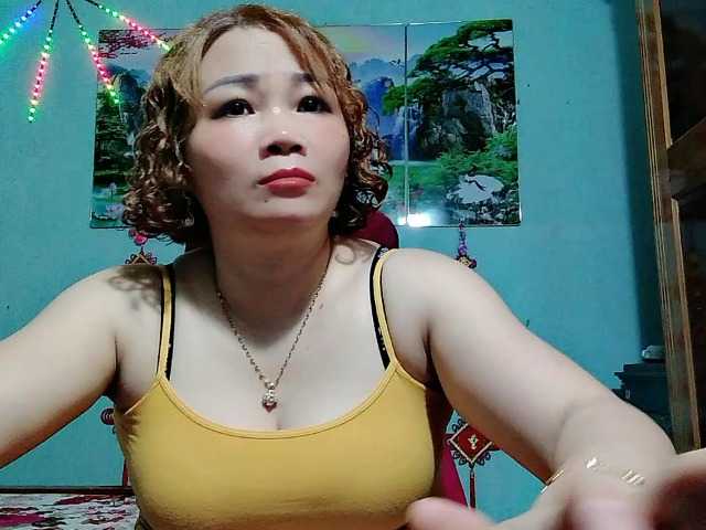 Linhanhsex2k live cam on BongaCams