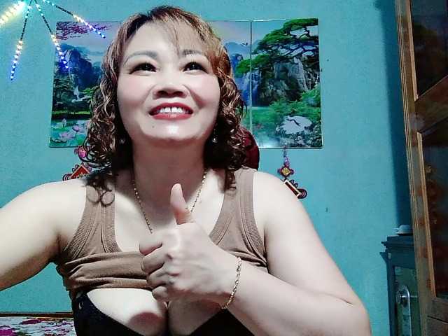 Linhanhsex2k live cam on BongaCams
