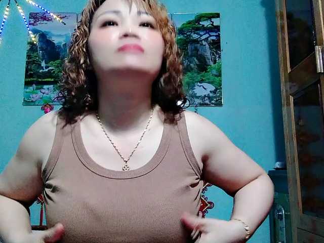 Linhanhsex2k live cam on BongaCams