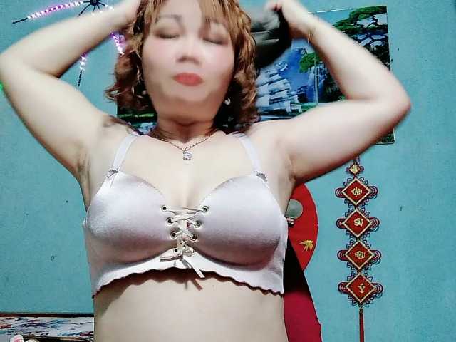 Linhanhsex2k live cam