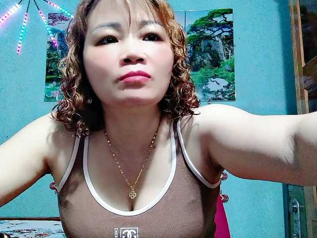 Linhanhsex2k live cam on BongaCams