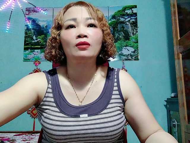 Linhanhsex2k live cam on BongaCams