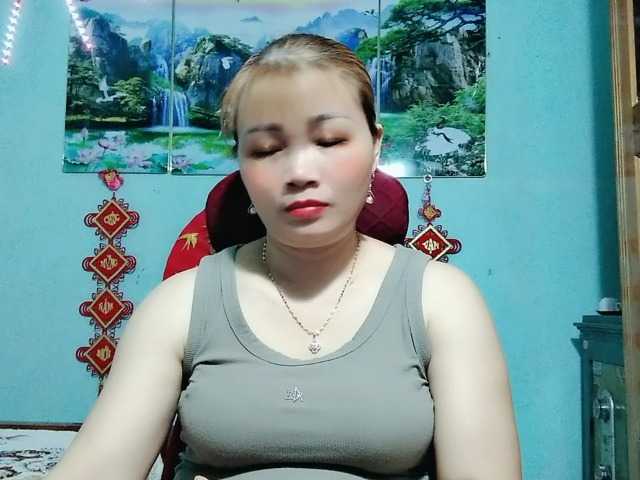 Linhanhsex2k live cam on BongaCams