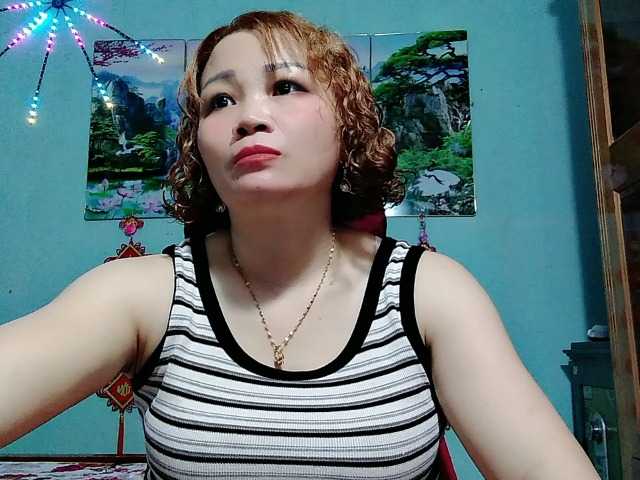 Linhanhsex2k live cam on BongaCams