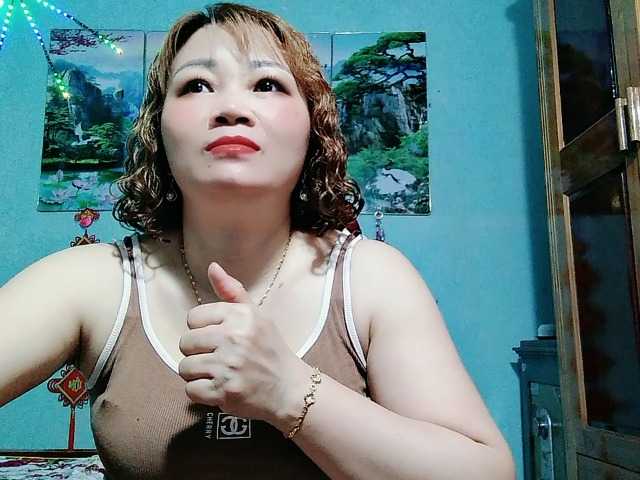 Linhanhsex2k live cam on BongaCams