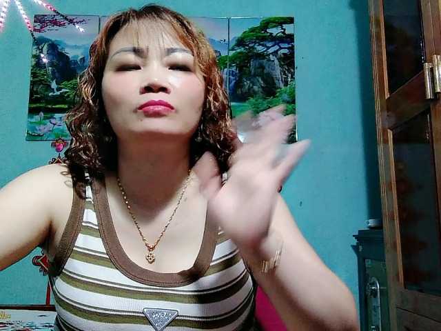Linhanhsex2k live cam on BongaCams