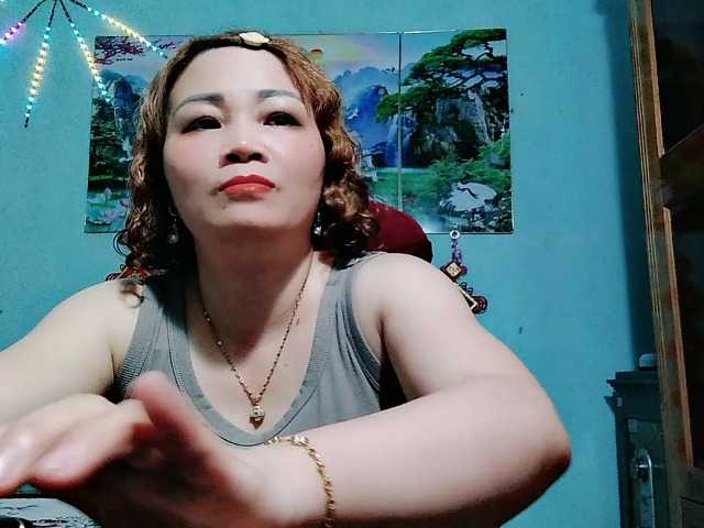 Linhanhsex2k live cam on BongaCams