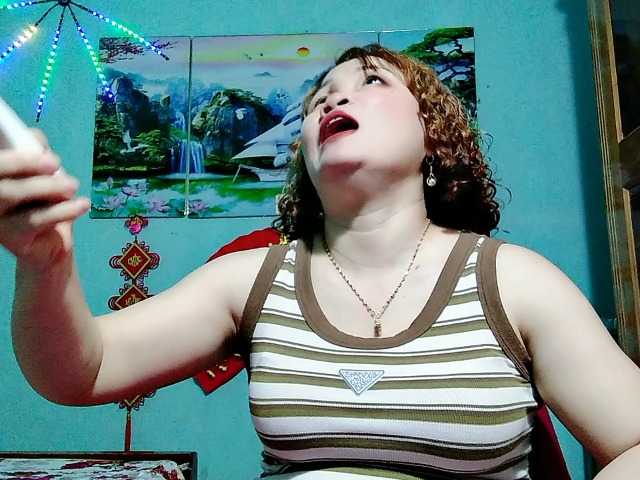 Linhanhsex2k live webcam show