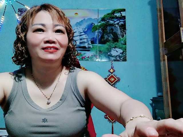 Linhanhsex2k live cam