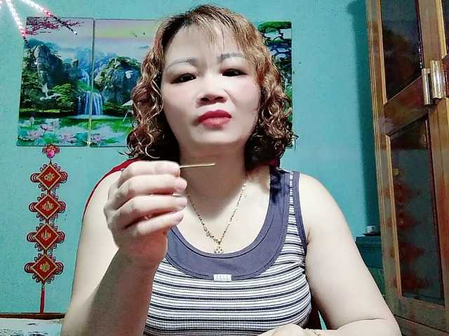 Linhanhsex2k live cam on BongaCams