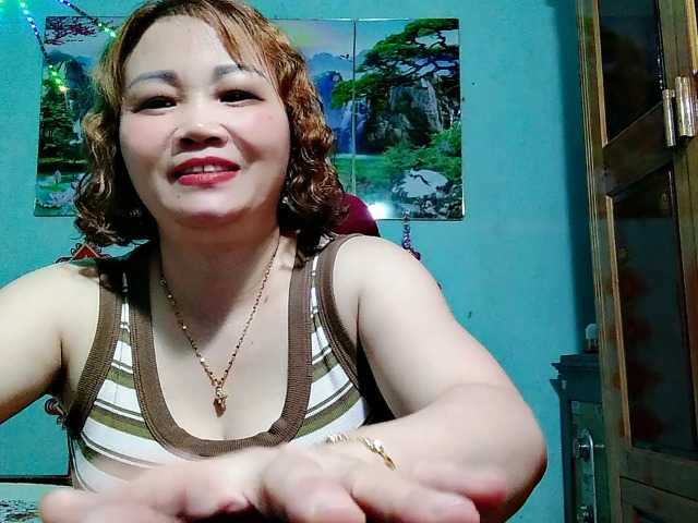 Linhanhsex2k live cam on BongaCams
