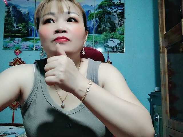 Linhanhsex2k live cam on BongaCams