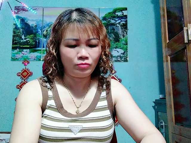 Linhanhsex2k live cam on BongaCams
