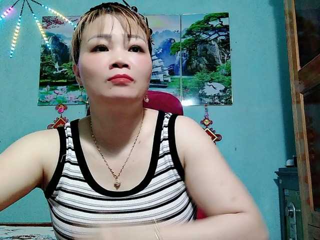 Linhanhsex2k live cam on BongaCams