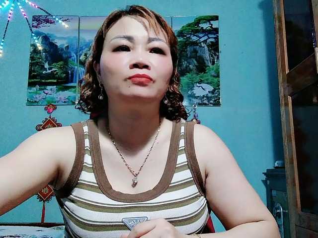 Linhanhsex2k live cam on BongaCams
