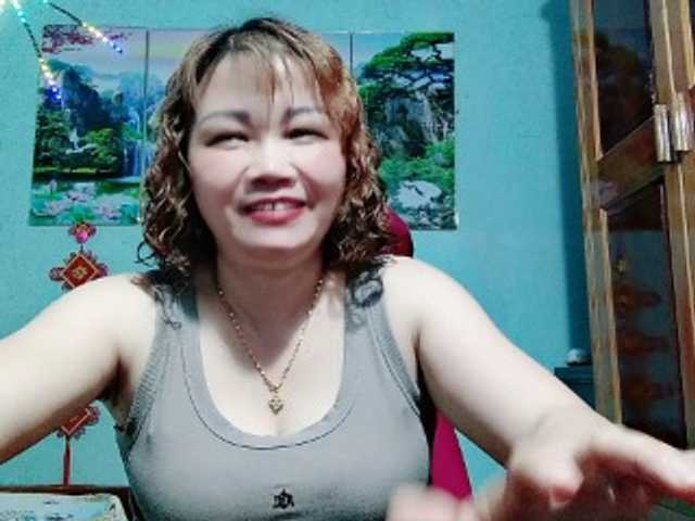 Linhanhsex2k — live female cam