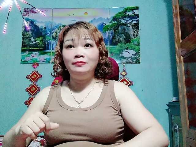 Linhanhsex2k live cam on BongaCams