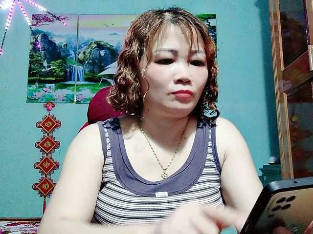 Linhanhsex2k live cam on BongaCams