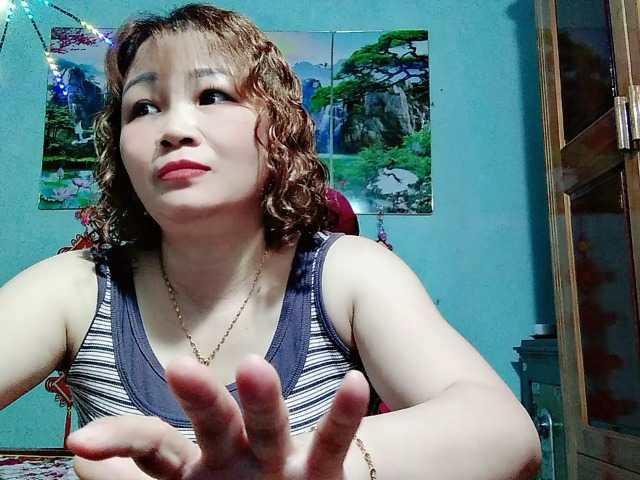 Linhanhsex2k live cam on BongaCams
