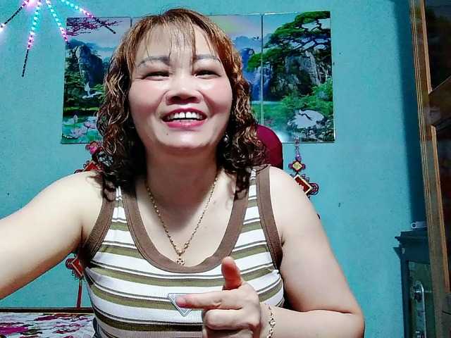 Linhanhsex2k live cam on BongaCams