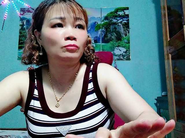 Linhanhsex2k, live now on BongaCams