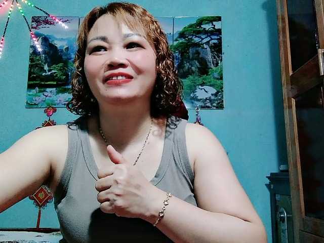 Linhanhsex2k live cam on BongaCams
