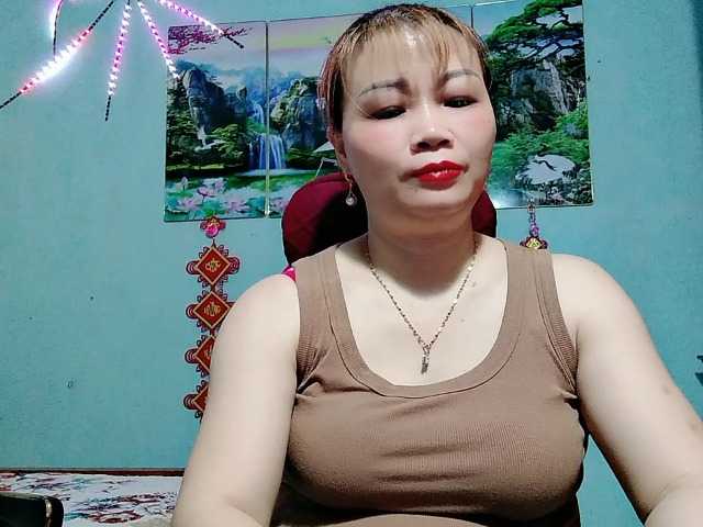 Linhanhsex2k live cam on BongaCams