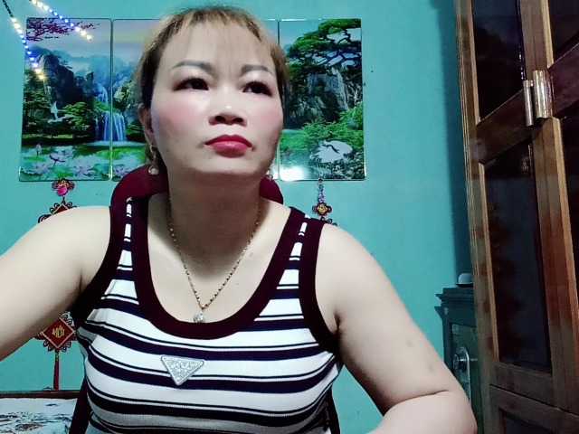 le modèle Linhanhsex2k est en webcam porno dans un show sur le site bongacams, il possède les tags suivants: Asian,Blonde,Hairy