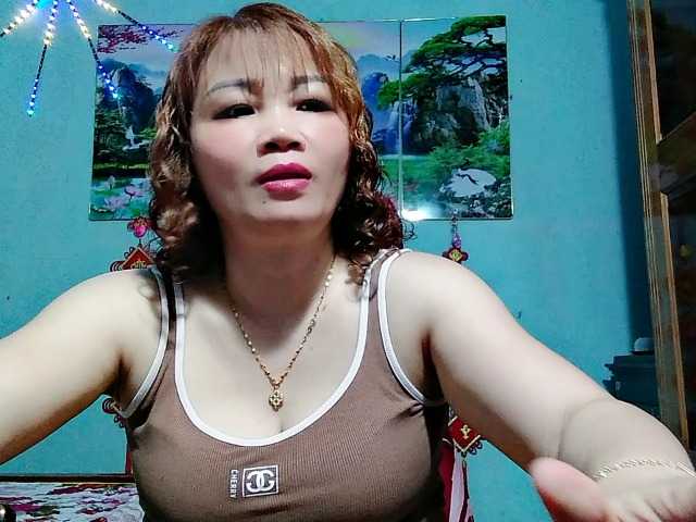 Linhanhsex2k live cam on BongaCams