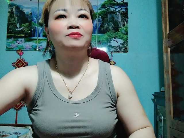 Linhanhsex2k live cam on BongaCams