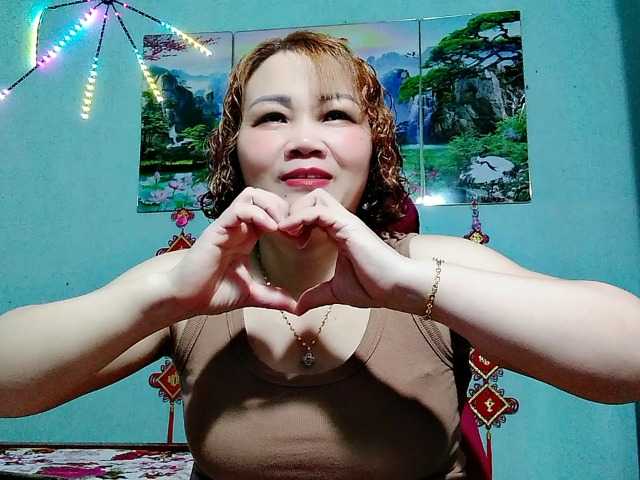 Linhanhsex2k live webcam show